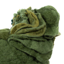 Load image into Gallery viewer, Little Saige