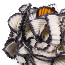 Load image into Gallery viewer, Little Chinnery