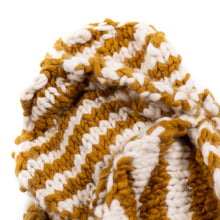 Load image into Gallery viewer, Little Barton