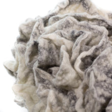 Load image into Gallery viewer, Sylvaine