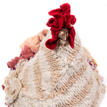 Load image into Gallery viewer, Little Queenie