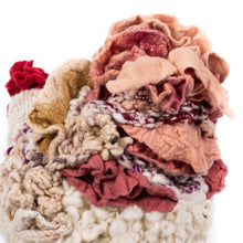 Load image into Gallery viewer, Little Queenie