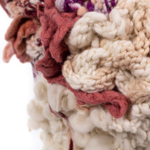 Load image into Gallery viewer, Little Queenie