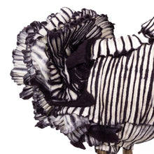 Load image into Gallery viewer, Little Maru