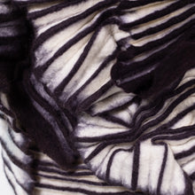 Load image into Gallery viewer, Little Belén