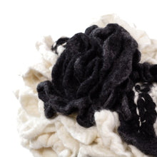 Load image into Gallery viewer, Little Ferris