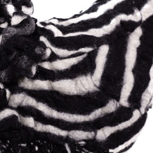 Load image into Gallery viewer, Little Elsie