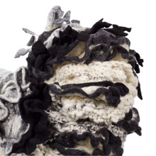 Load image into Gallery viewer, Little Dalveen