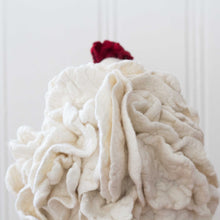 Load image into Gallery viewer, Little Anastasia