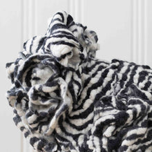 Load image into Gallery viewer, Olivette