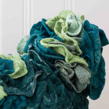 Load image into Gallery viewer, Esmeralda