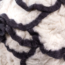 Load image into Gallery viewer, Octavia