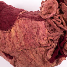 Load image into Gallery viewer, Violetta