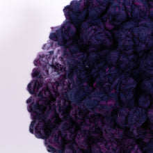 Load image into Gallery viewer, Little Vita