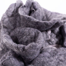 Load image into Gallery viewer, Little Milo