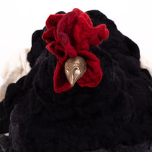 Load image into Gallery viewer, Little Fina