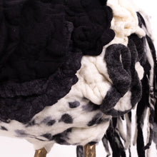 Load image into Gallery viewer, Little Fina