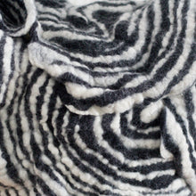 Load image into Gallery viewer, Little Larson