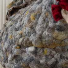 Load image into Gallery viewer, Lourdres