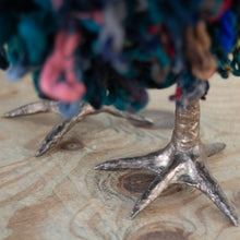 Load image into Gallery viewer, Little Gilly