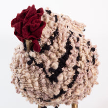 Load image into Gallery viewer, Arabesque