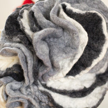 Load image into Gallery viewer, Little Livi