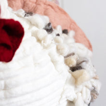 Load image into Gallery viewer, Flo