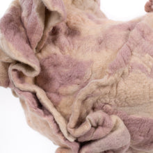 Load image into Gallery viewer, Little Midge