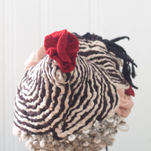 Load image into Gallery viewer, Little Festoon