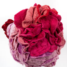 Load image into Gallery viewer, Little Laurel