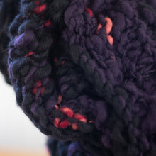 Load image into Gallery viewer, Little Eve